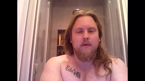 thenewdude1992 online show from October 16, 6:27 pm