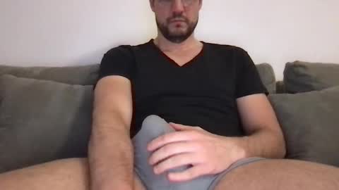 thenudeworldrover online show from April 22, 9:19 pm