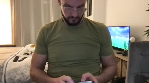 thenudeworldrover online show from April 10, 9:00 pm