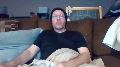 theo6974z online show from May 18, 3:24 am
