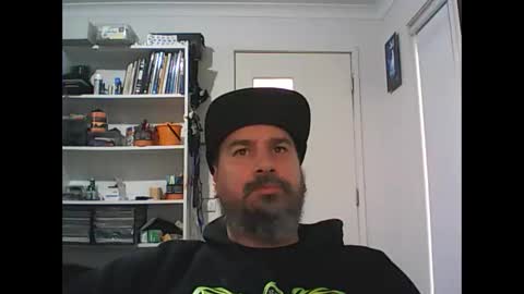 aussiebeard online show from May 18, 1:46 am