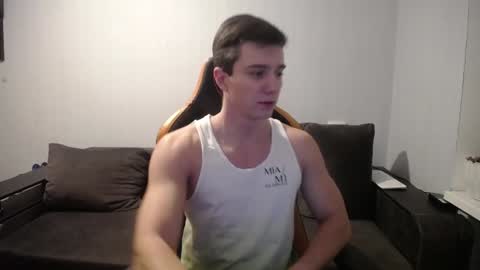 Snapshot of theroadtomars chatting on January 6, 8:39 pm Nick   online show from January 6, 8:39 pm