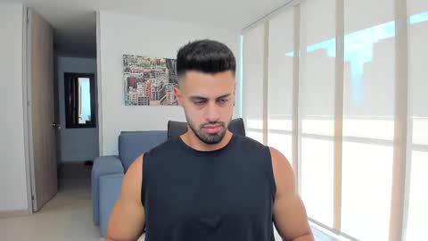 thiago_driussi online show from February 26, 8:52 pm