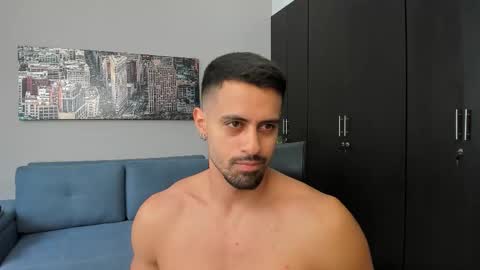 thiago_driussi online show from October 16, 8:50 pm