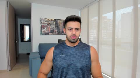 thiago_driussi online show from February 3, 12:47 pm