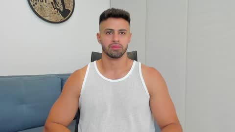 thiago_driussi online show from December 13, 12:31 am