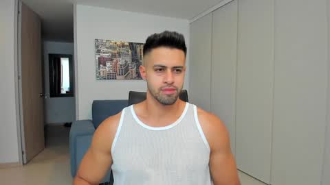 thiago_driussi online show from February 4, 2:28 am