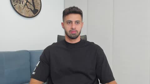 thiago_driussi online show from December 22, 1:23 am