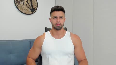 thiago_driussi online show from December 6, 12:56 am