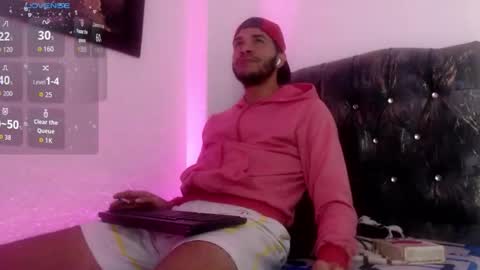 thiago_hairy online show from April 2, 4:32 am