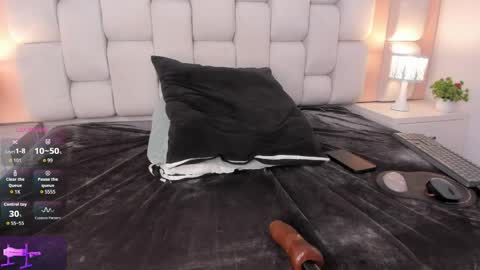 SanThiago online show from March 26, 8:24 pm