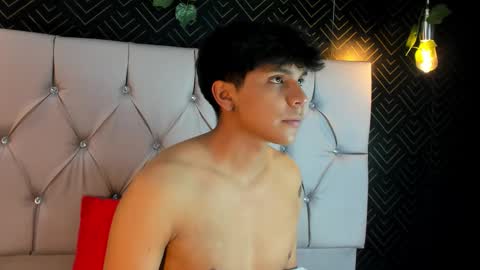 thiago online show from October 6, 11:37 am