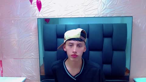 thiago_twink38 online show from February 15, 8:56 am