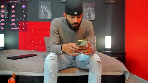 Thia Gomez online show from January 9, 12:09 pm