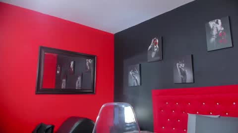 Thia Gomez online show from October 3, 12:32 pm