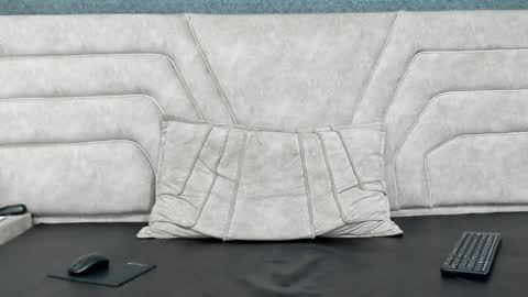 Thiago   online show from January 10, 7:21 pm