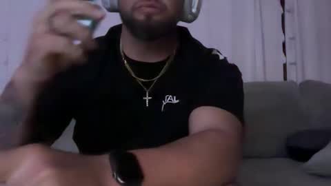 thiccbull12 online show from February 15, 7:51 am