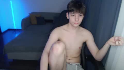 Thomas Hill online show from January 25, 10:18 pm