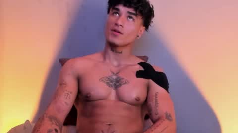 Thomas 3  JUST STAY AND BE MY LAST LOVE online show from December 28, 7:01 pm