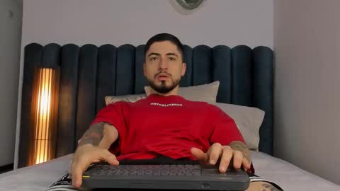 sweetfit boy online show from March 6, 3:53 pm