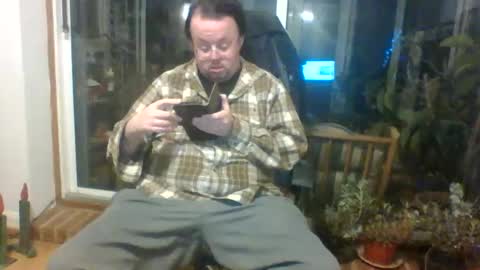 Thomsam88 check out my bio for loads of hot videos mmmmmmmmmm online show from December 1, 1:30 am