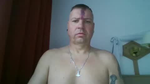 Snapshot of thomsen1478 chatting on November 2, 11:58 am thomsen1478 online show from November 2, 11:58 am