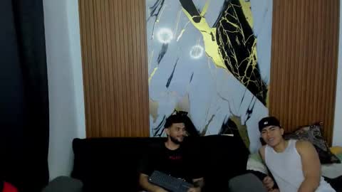 thomson_hot01 online show from December 4, 5:36 am