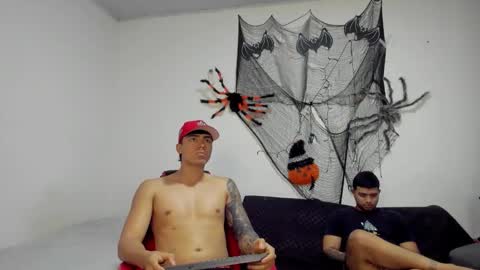 thomson_hot01 online show from October 30, 5:42 am