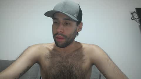 Snapshot of throwawayyourgun chatting on January 31, 3:11 pm Luka online show from January 31, 3:11 pm