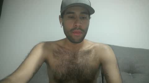 Snapshot of throwawayyourgun chatting on January 20, 3:50 pm Luka online show from January 20, 3:50 pm