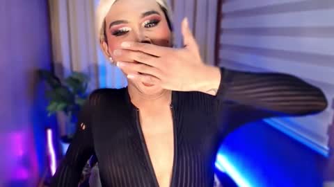 Sam online show from September 17, 10:00 pm