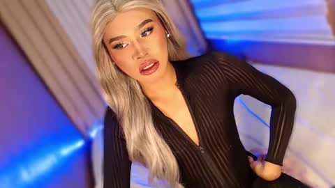 Sam online show from September 30, 6:00 pm