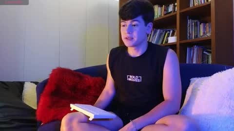 Camilo online show from March 27, 12:15 am