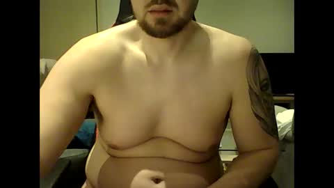 Snapshot of tinstranger33 chatting on December 16, 5:59 am tinstranger33 online show from December 16, 5:59 am