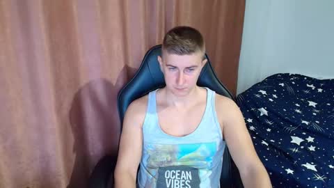 todhorny987 online show from February 4, 6:41 am