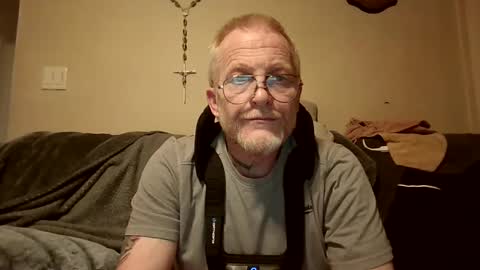 tokenless_boner online show from October 31, 8:40 am