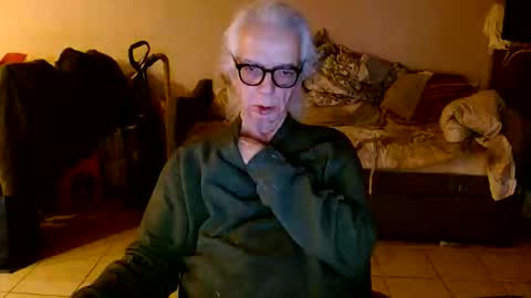 tom112292014 online show from March 6, 2:19 am