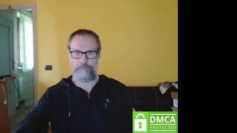 Snapshot of tomasmilian77 chatting on October 29, 8:28 am Tomas Milian online show from October 29, 8:28 am