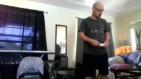 sirmuggsalot online show from April 16, 4:40 pm