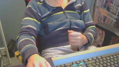 tomin3m online show from December 2, 5:57 pm