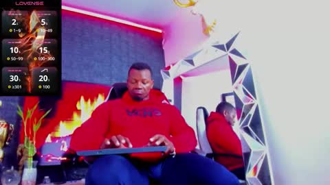 Tom Mike online show from March 18, 3:31 am