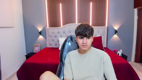 Tommy  online show from October 24, 4:03 am