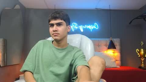 Tommy  online show from February 25, 5:41 am