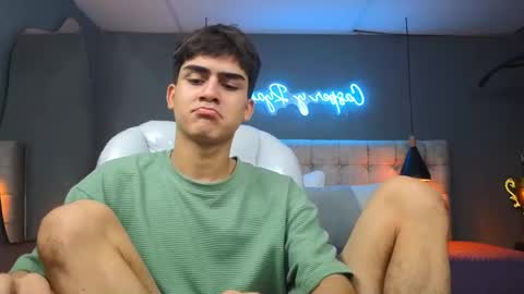 Tommy  online show from March 5, 5:40 am