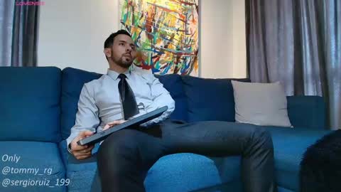 tommy_raym0ndg online show from April 11, 8:23 pm