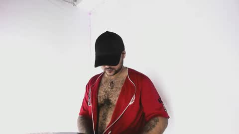 tommy_sccott online show from October 3, 1:10 am