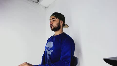 tommy_sccott online show from October 28, 2:03 am