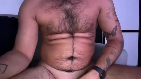 Snapshot of tommyjay32 chatting on September 17, 3:46 pm tommyjay32 online show from September 17, 3:46 pm