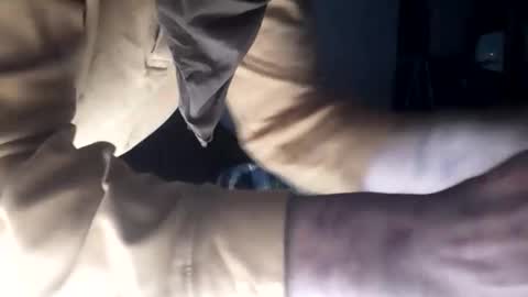 Snapshot of tommyohgeez chatting on December 4, 9:07 am bigdickbum online show from December 4, 9:07 am