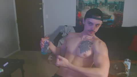 Snapshot of tommystrokes_ chatting on February 11, 4:01 am Tommy Strokes online show from February 11, 4:01 am